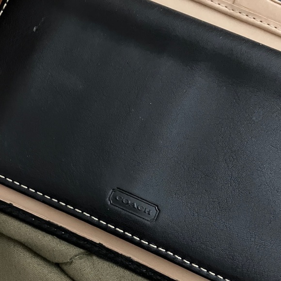 Coach Y2K Black Wallet with Silver Buckle - Picture 5 of 11